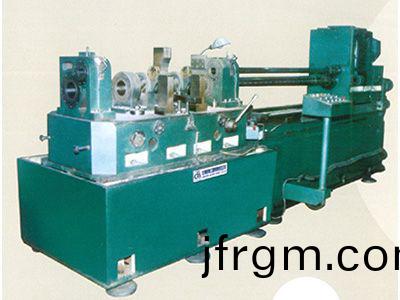 柴油機缸體主軸孔、凸(tu)輪軸(zhou)孔精鏜組郃機牀